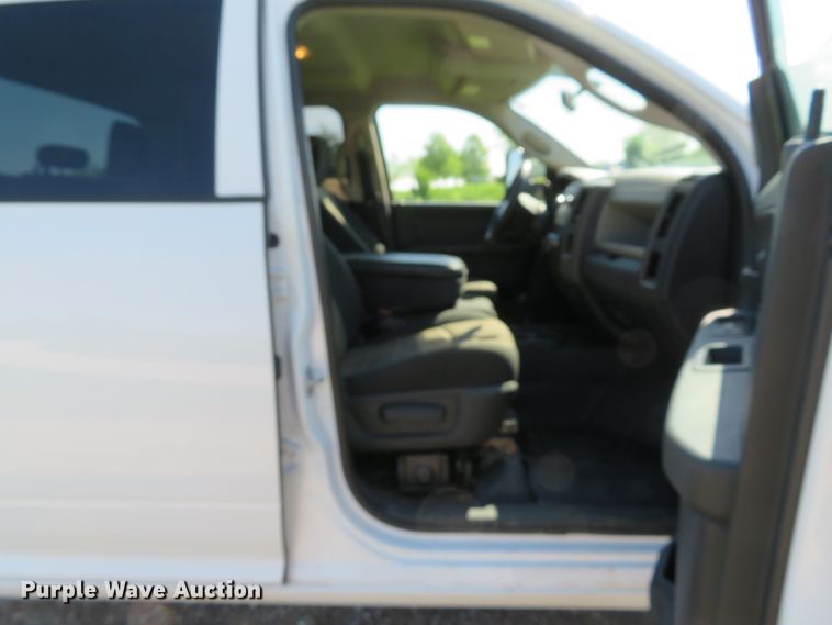 image for item DI2173 2012 Dodge Ram 2500HD  Crew Cab pickup truck