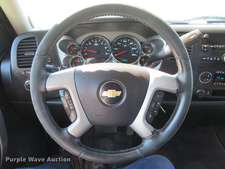 image for item DI2186 2013 Chevrolet Silverado 1500  Crew Cab pickup truck