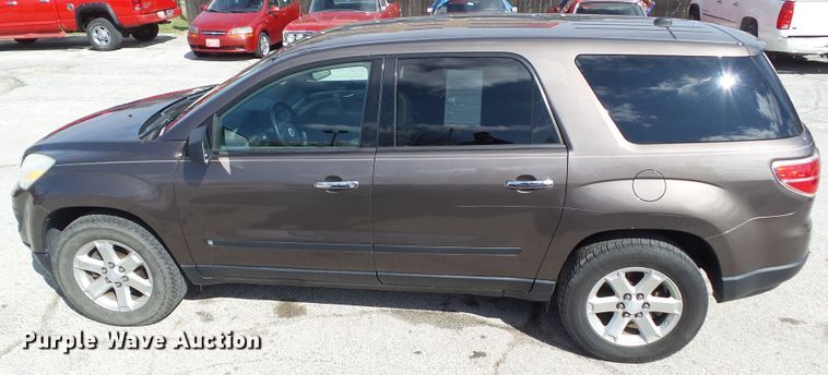 image for item EM9932 2008 Saturn Outlook XE  SUV