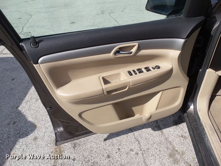 image for item EM9932 2008 Saturn Outlook XE  SUV