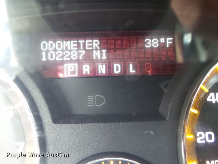 image for item EM9932 2008 Saturn Outlook XE  SUV