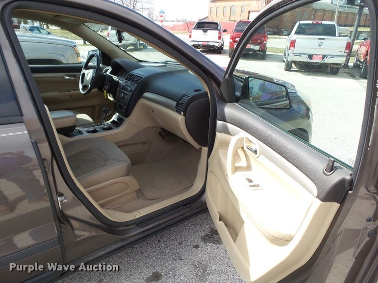 image for item EM9932 2008 Saturn Outlook XE  SUV