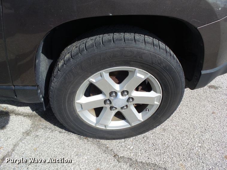 image for item EM9932 2008 Saturn Outlook XE  SUV