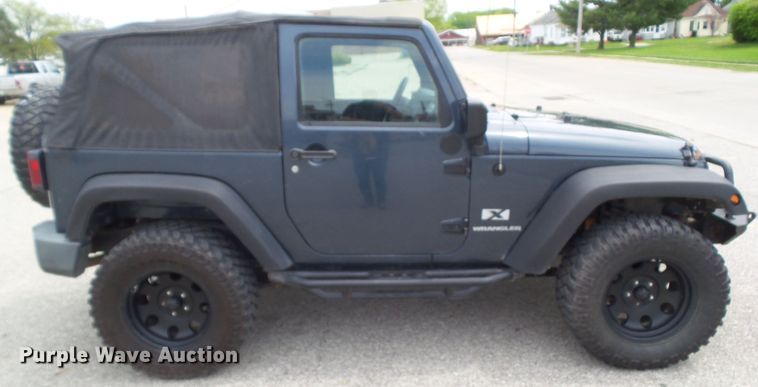 image for item EM9985 2008 Jeep Wrangler X  SUV