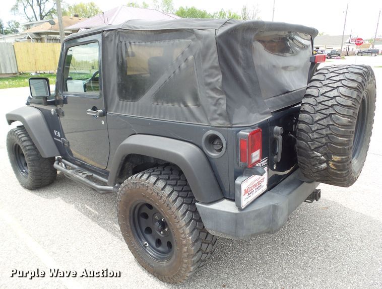 image for item EM9985 2008 Jeep Wrangler X  SUV