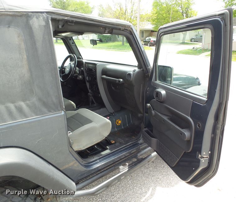 image for item EM9985 2008 Jeep Wrangler X  SUV