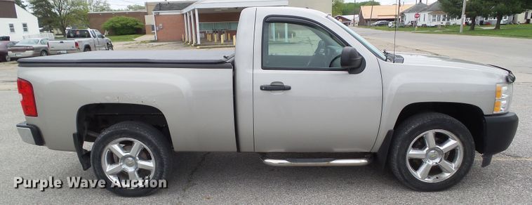 image for item EM9986 2009 Chevrolet Silverado 1500  pickup truck