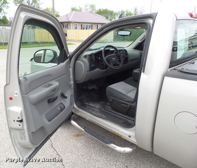 image for item EM9986 2009 Chevrolet Silverado 1500  pickup truck