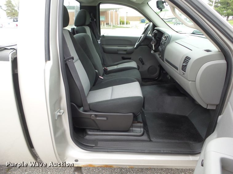 image for item EM9986 2009 Chevrolet Silverado 1500  pickup truck