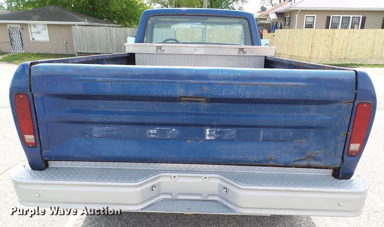 image for item EM9987 1978 Ford F250  pickup truck
