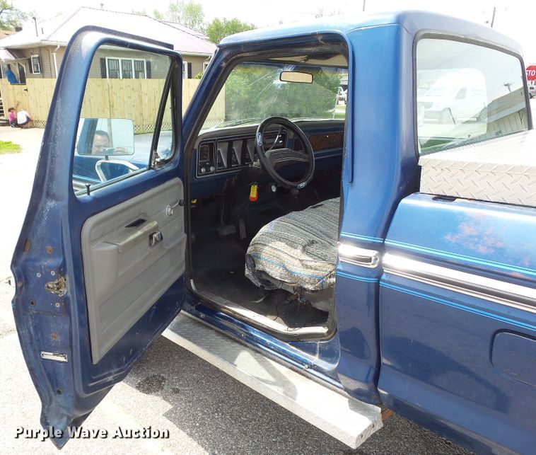 image for item EM9987 1978 Ford F250  pickup truck