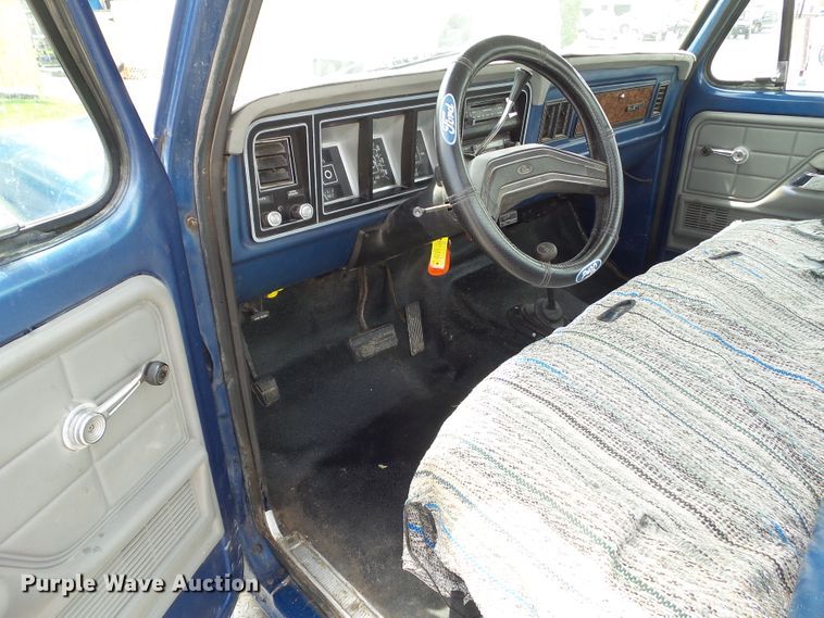 image for item EM9987 1978 Ford F250  pickup truck