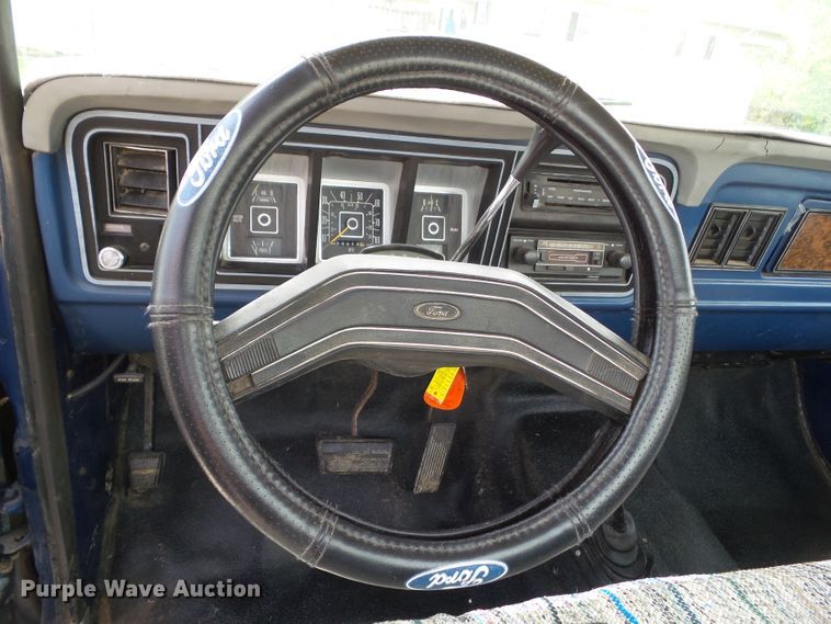 image for item EM9987 1978 Ford F250  pickup truck