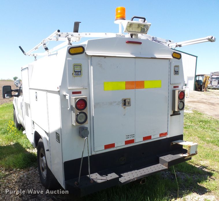 image for item EM9993 2008 Ford F350 Super Duty  utility bed pickup truck