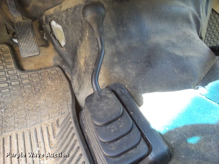 image for item EM9993 2008 Ford F350 Super Duty  utility bed pickup truck