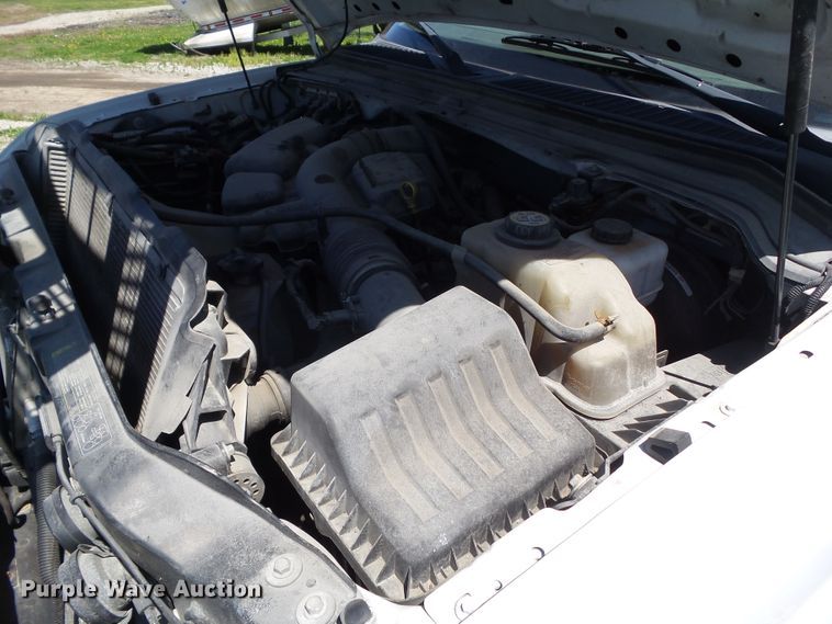 image for item EM9993 2008 Ford F350 Super Duty  utility bed pickup truck