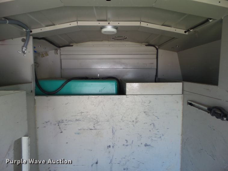 image for item EM9993 2008 Ford F350 Super Duty  utility bed pickup truck