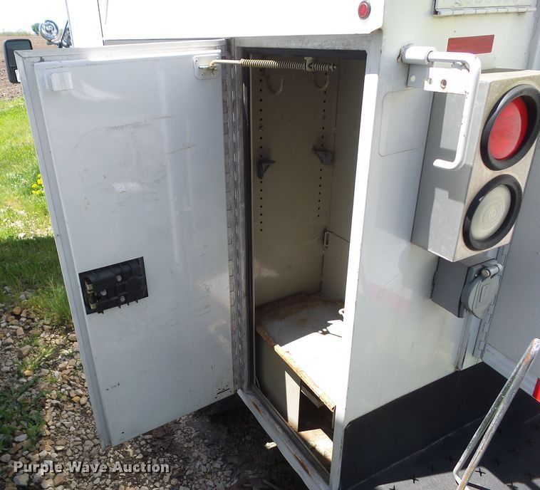 image for item EM9993 2008 Ford F350 Super Duty  utility bed pickup truck