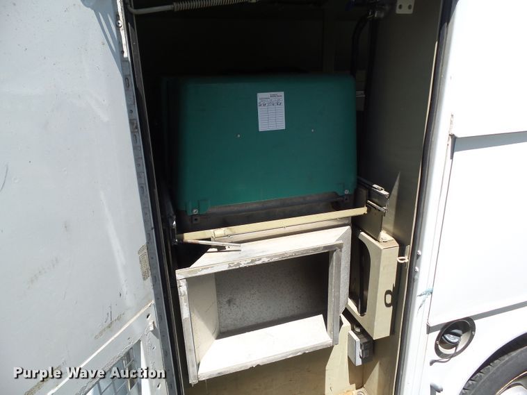 image for item EM9993 2008 Ford F350 Super Duty  utility bed pickup truck