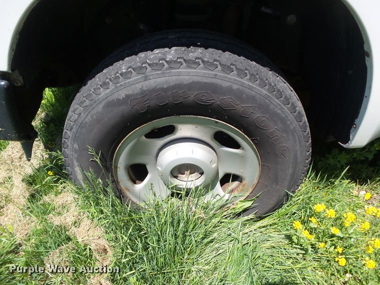 image for item EM9993 2008 Ford F350 Super Duty  utility bed pickup truck