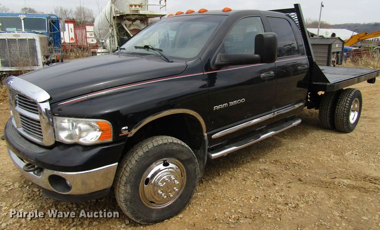 image for item FD9419 2005 Dodge Ram 3500  Quad Cab flatbed pickup truck