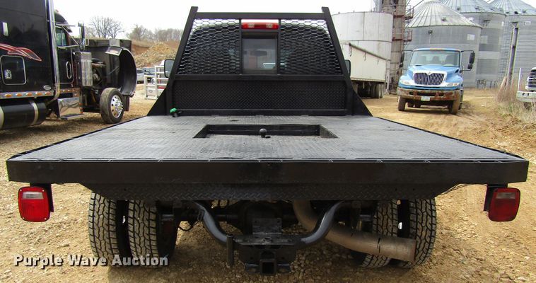 image for item FD9419 2005 Dodge Ram 3500  Quad Cab flatbed pickup truck