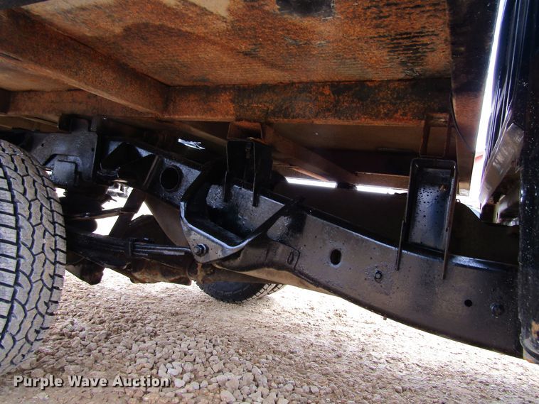 image for item FD9419 2005 Dodge Ram 3500  Quad Cab flatbed pickup truck