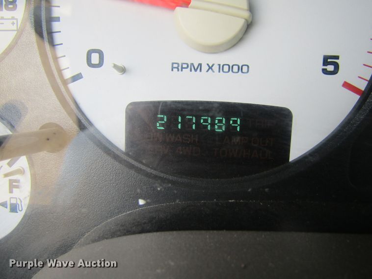 image for item FD9419 2005 Dodge Ram 3500  Quad Cab flatbed pickup truck