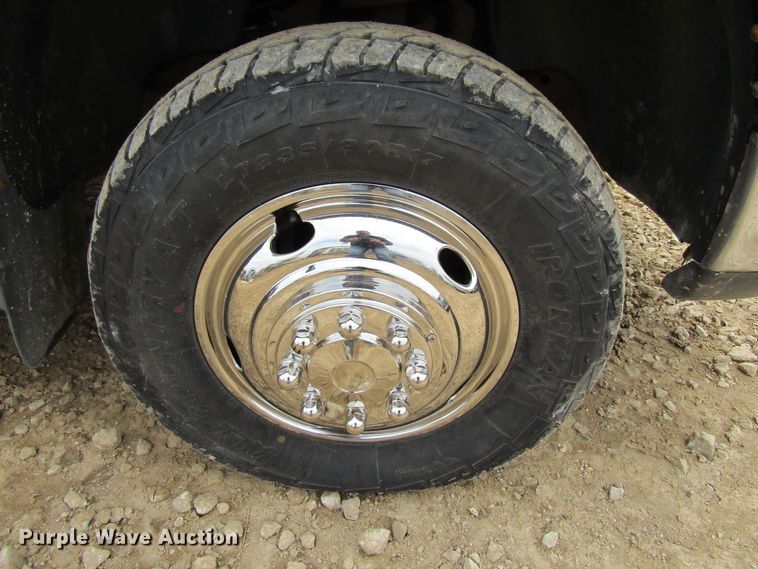 image for item FD9419 2005 Dodge Ram 3500  Quad Cab flatbed pickup truck