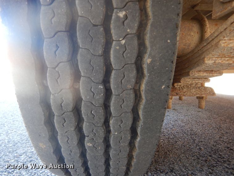 image for item GB9959 1996 Belshe equipment trailer