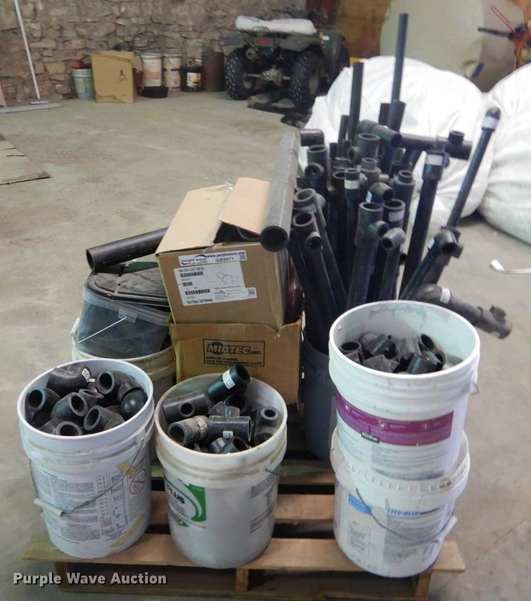 image for item GB9971 Pipe fittings and adapters