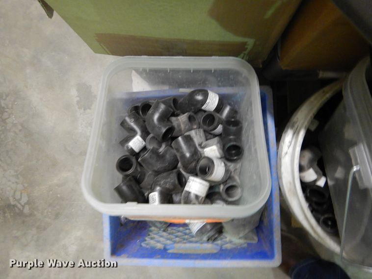 image for item GB9971 Pipe fittings and adapters