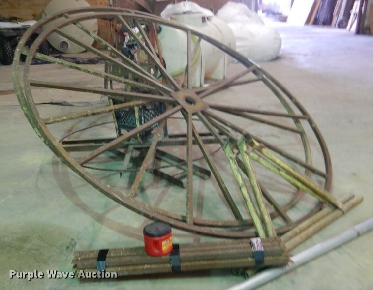 image for item GB9972 (2) hoses reels