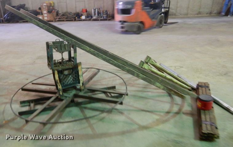 image for item GB9972 (2) hoses reels