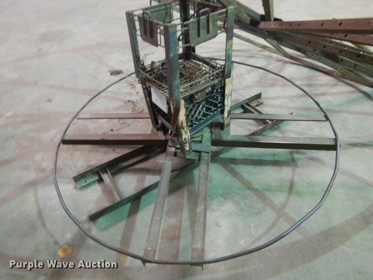 image for item GB9972 (2) hoses reels