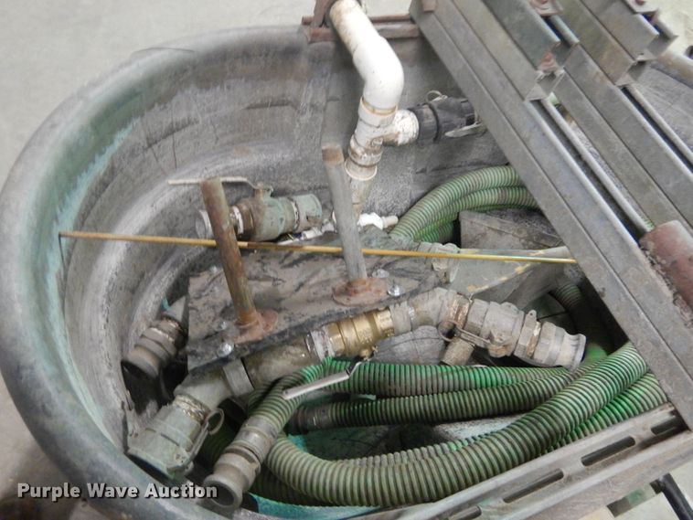 image for item GB9975 Tank