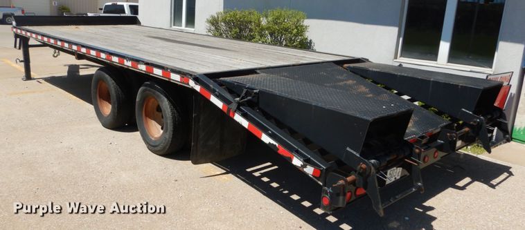 image for item GB9981 2005 B&B equipment trailer