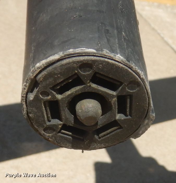 image for item GB9981 2005 B&B equipment trailer