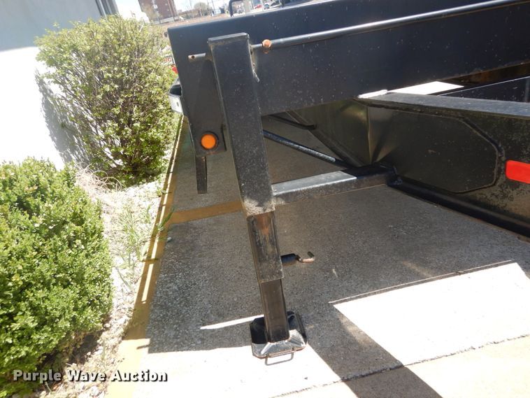 image for item GB9981 2005 B&B equipment trailer