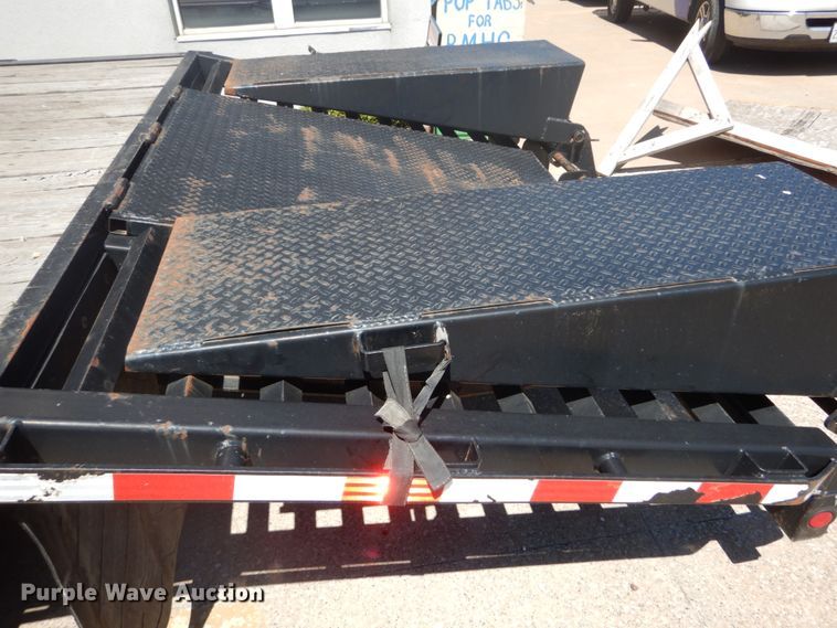 image for item GB9981 2005 B&B equipment trailer