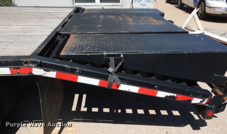 image for item GB9981 2005 B&B equipment trailer