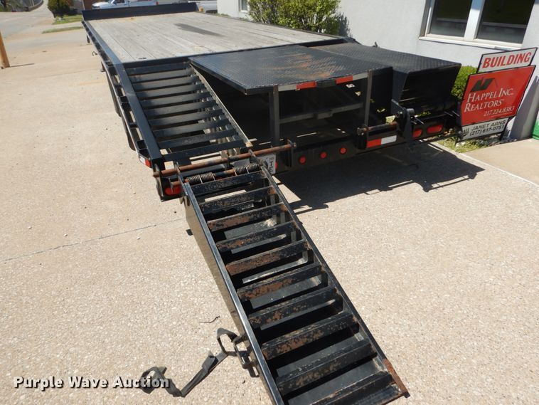 image for item GB9981 2005 B&B equipment trailer
