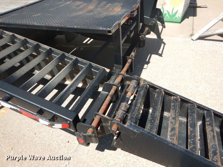 image for item GB9981 2005 B&B equipment trailer