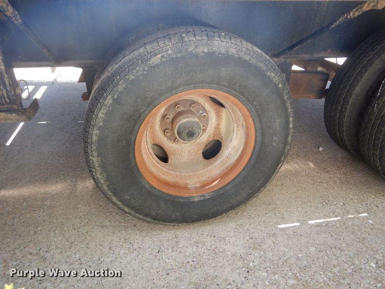 image for item GB9981 2005 B&B equipment trailer