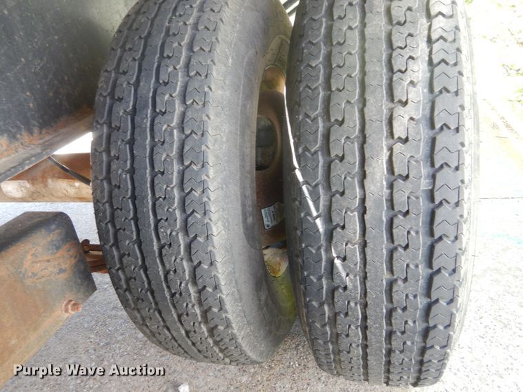 image for item GB9981 2005 B&B equipment trailer