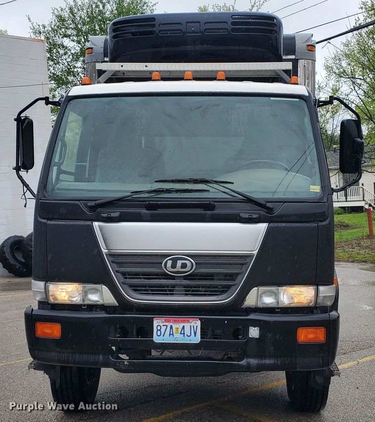 image for item GB9983 2008 Nissan UD2600 refrigerated box truck