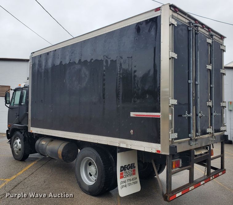 image for item GB9983 2008 Nissan UD2600 refrigerated box truck