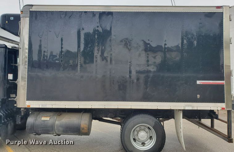 image for item GB9983 2008 Nissan UD2600 refrigerated box truck