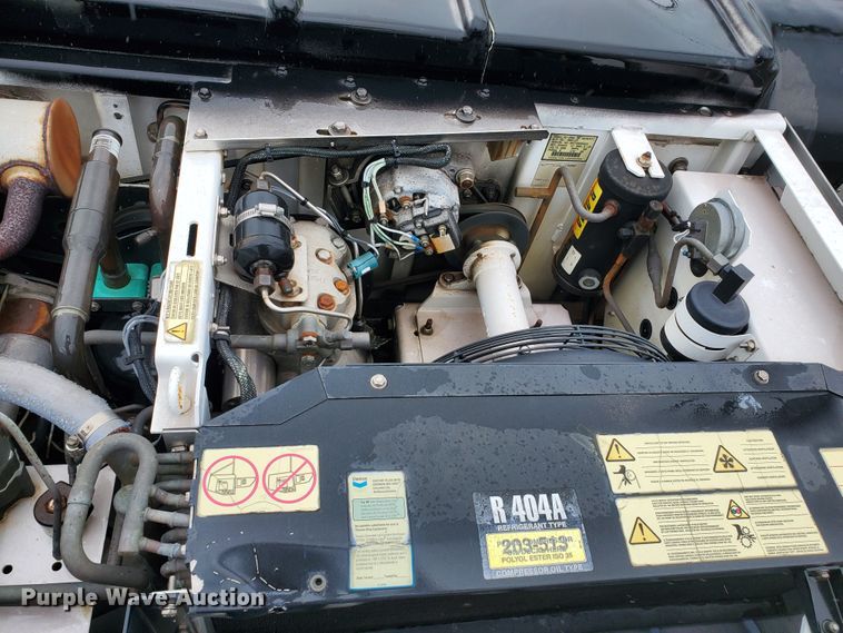 image for item GB9983 2008 Nissan UD2600 refrigerated box truck