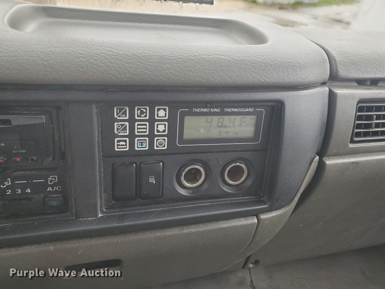 image for item GB9983 2008 Nissan UD2600 refrigerated box truck